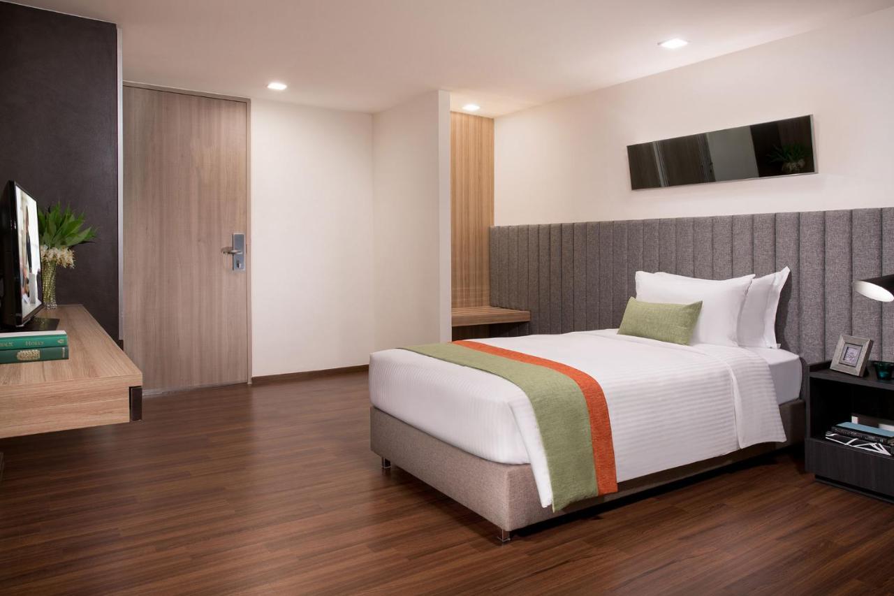 Standard Studio (1 Single Bed, Adult) – Urban Community Room